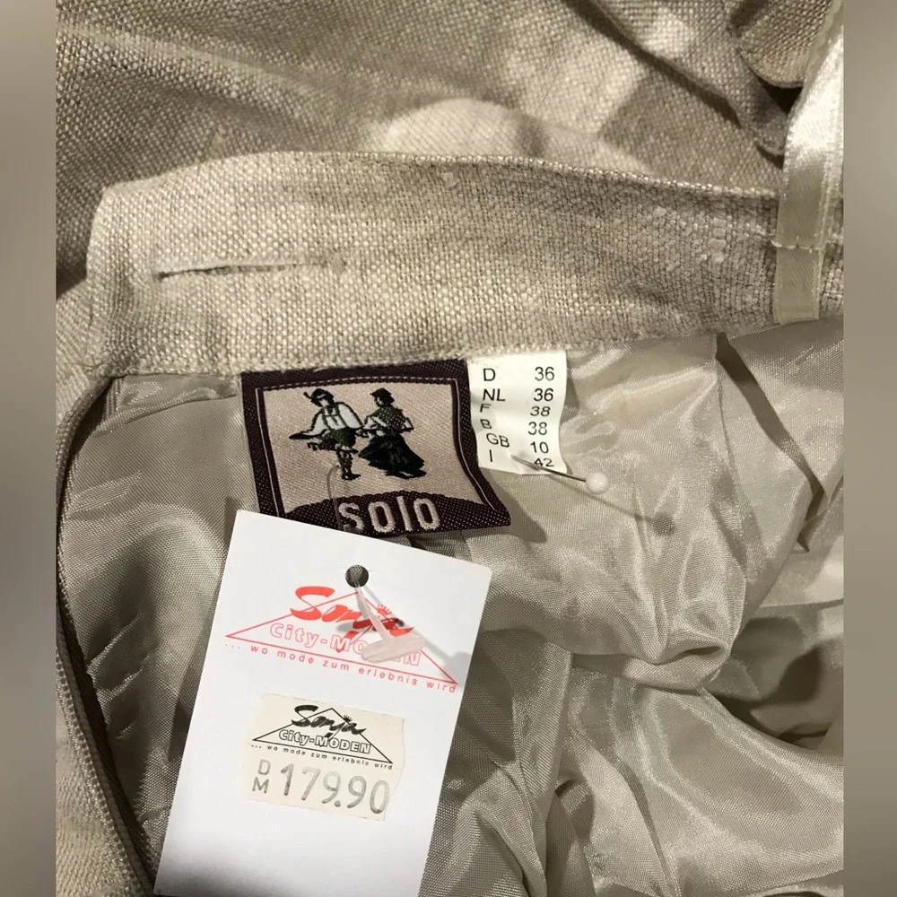 Authentic Octoberfest German Skirt. Size 36 - Picture 6 of 6